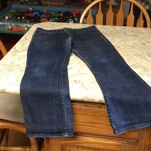 Levi’s size 29, Demi-curve bootcut